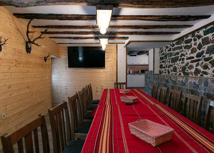 'кадийца' Nyaraló