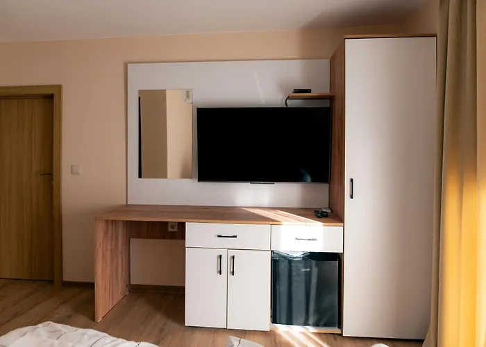 Nyaraló 'кадийца' *