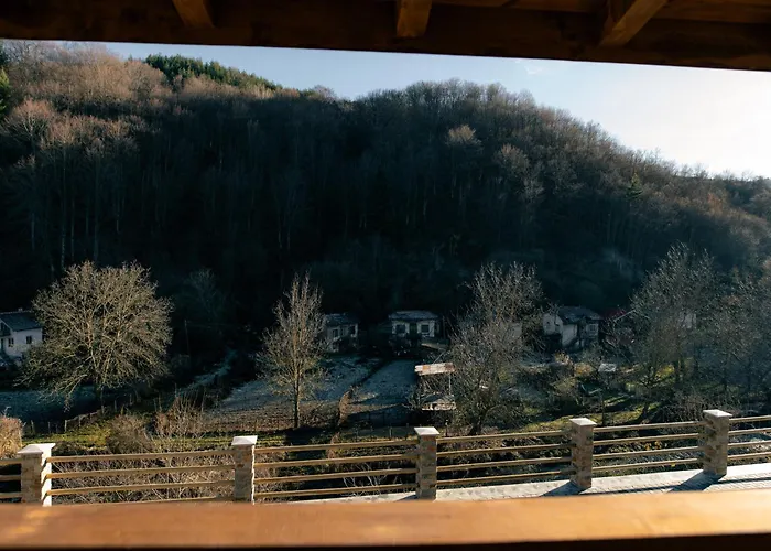 Nyaraló 'кадийца' *